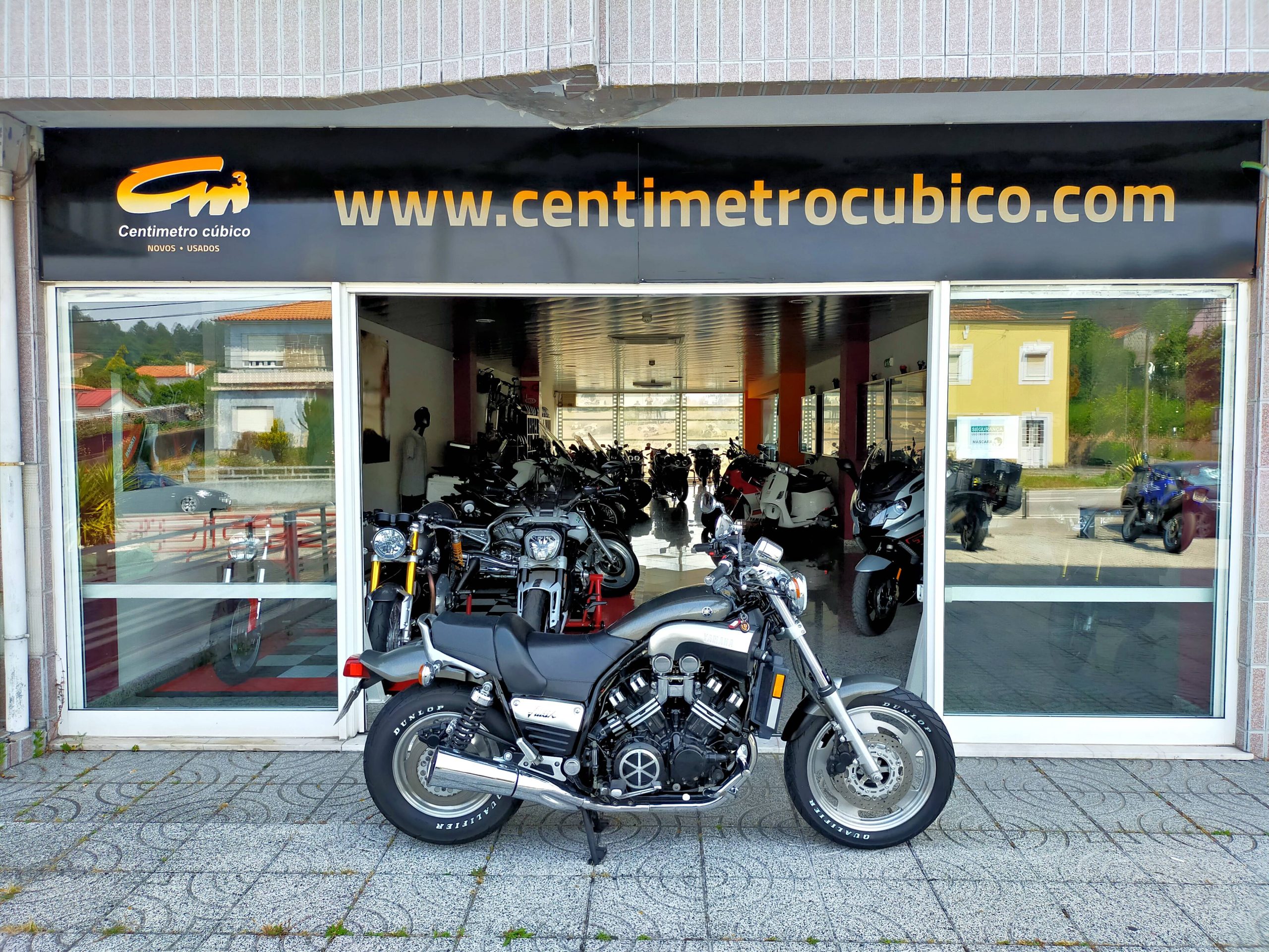 Yamaha V-Max 1200 V4 Full Power