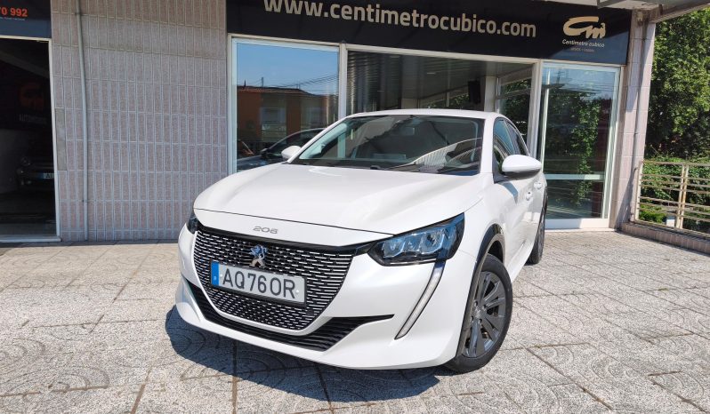 Peugeot e-208 50kwh 136cv